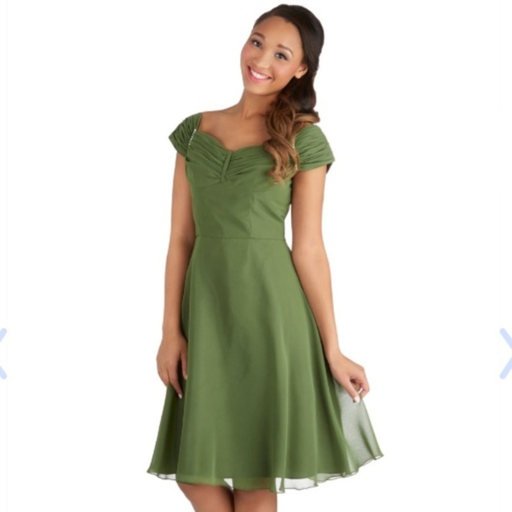 ModCloth Geode green and pearl vintage party dress
